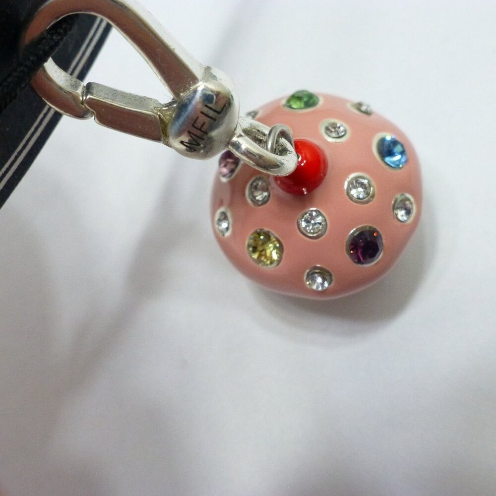 Rare My Flat in London cupcake charm necklace pendant bracelet jewelry MFIL - Picture 3 of 5